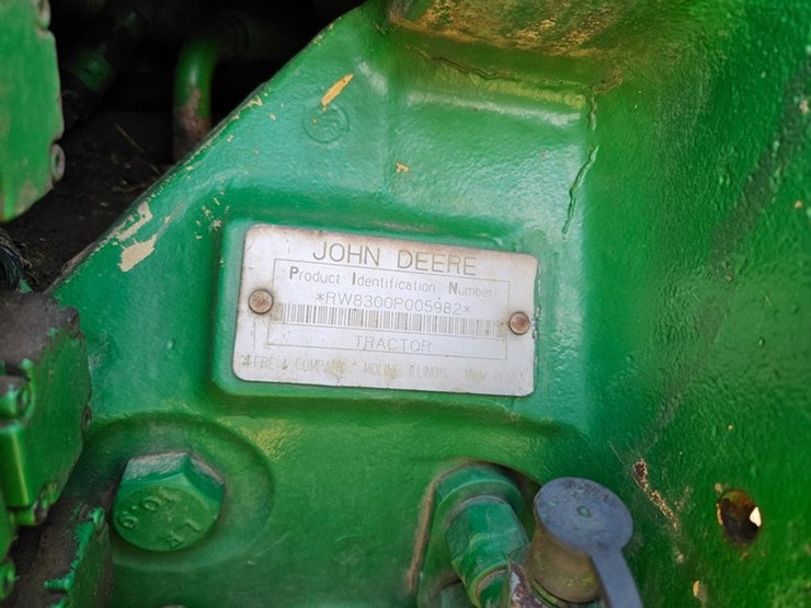 john-deere-8300-image-54