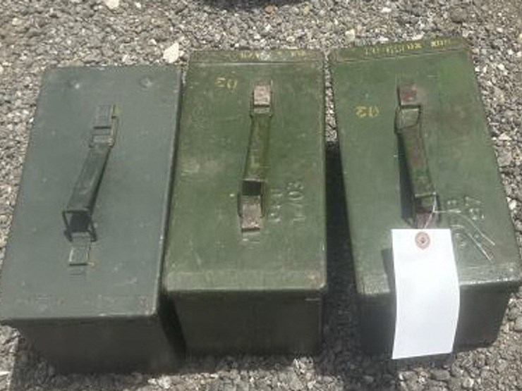 #213-•-(3)-ammo-cans-image-3