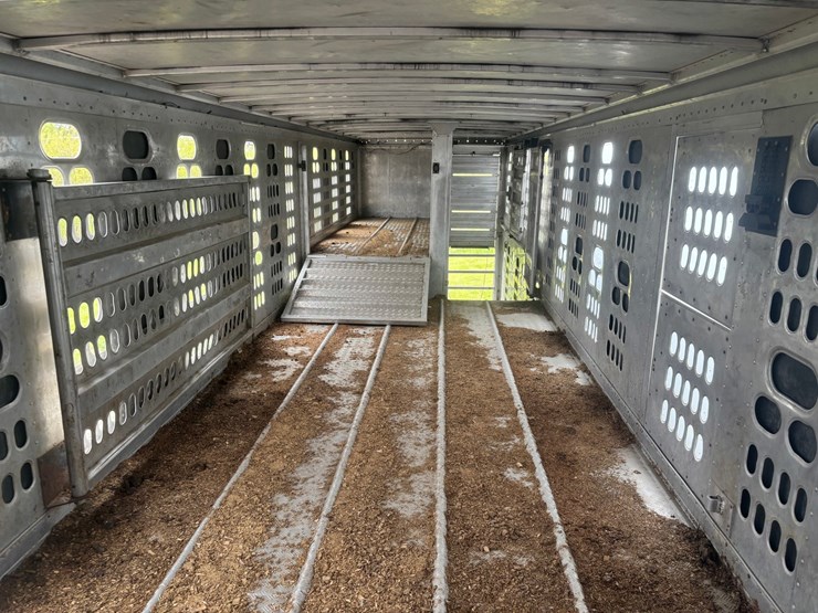 #2150-•-2017-barrett-53'-cattle-semi-trailer-image-43