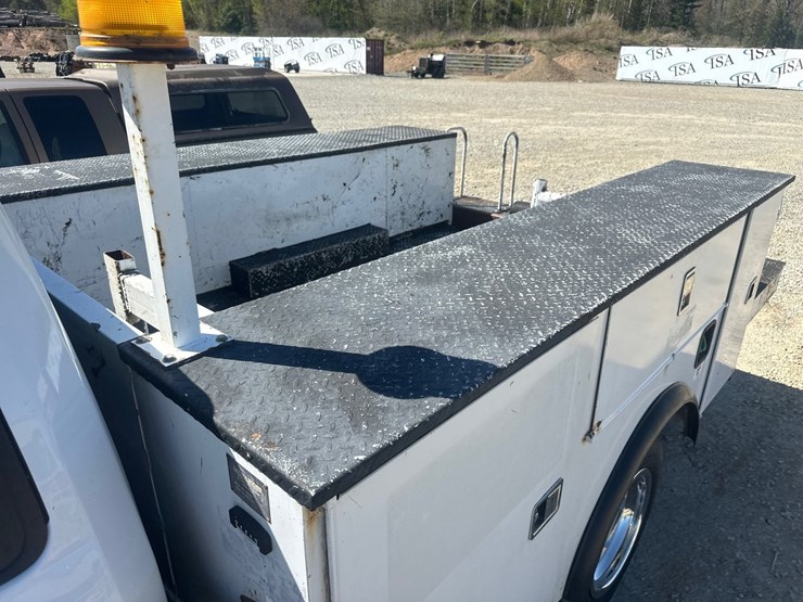 2019-ford-f550-image-22