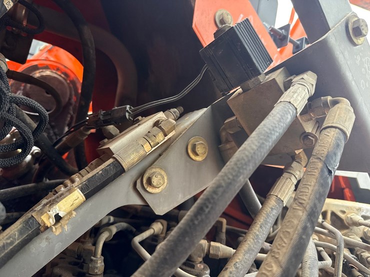 2006-hitachi-zx225-image-56