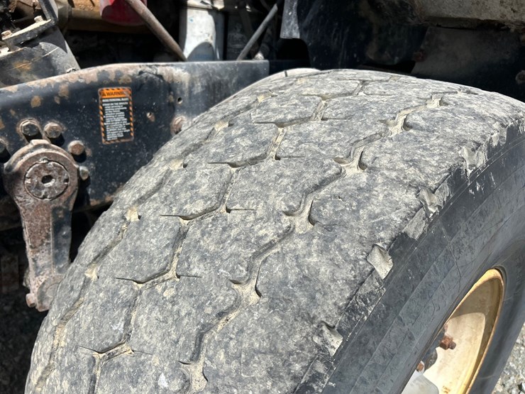 mack-dm688s-image-77