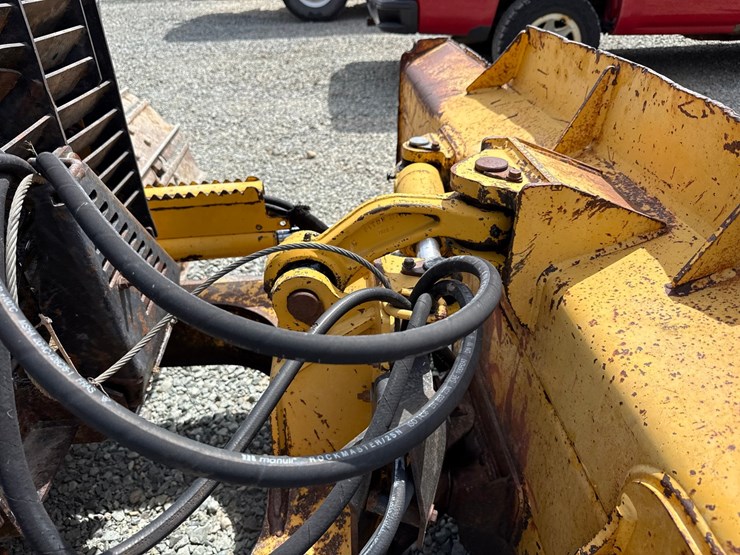 deere-550h-image-15