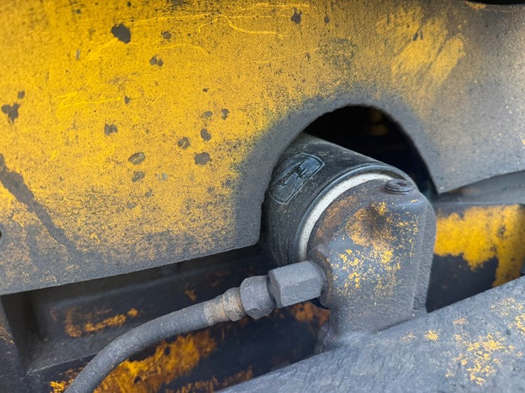 john-deere-450e-image-26