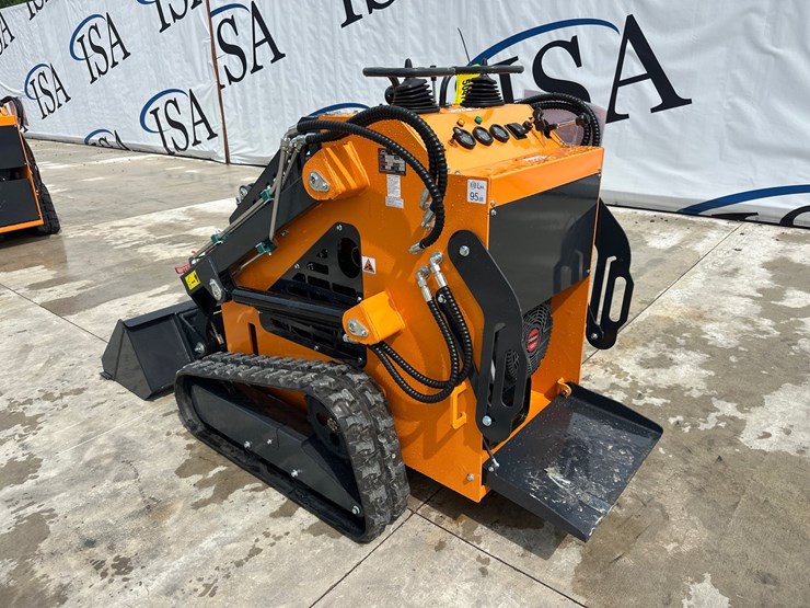 #5041-•-arteer-qb-480-mini-skid-steer-image-3