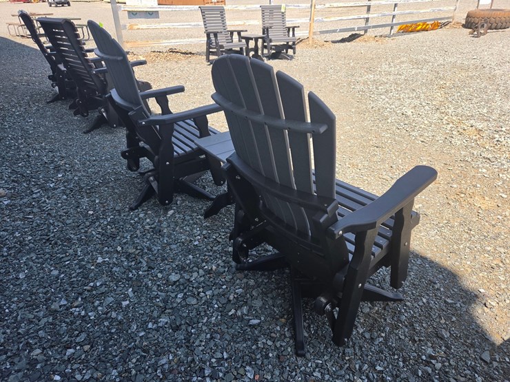 #5997-•-pair-of-outdoor-fanback-gliders-w/-table-image-3