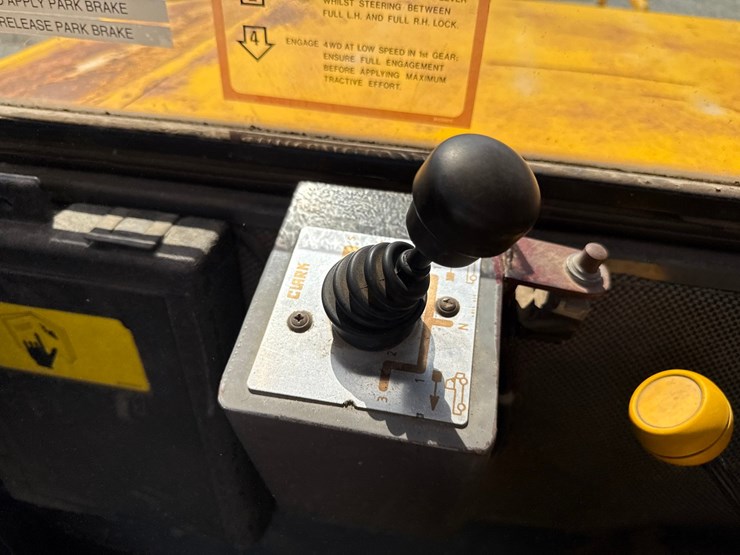 jcb-712-image-50