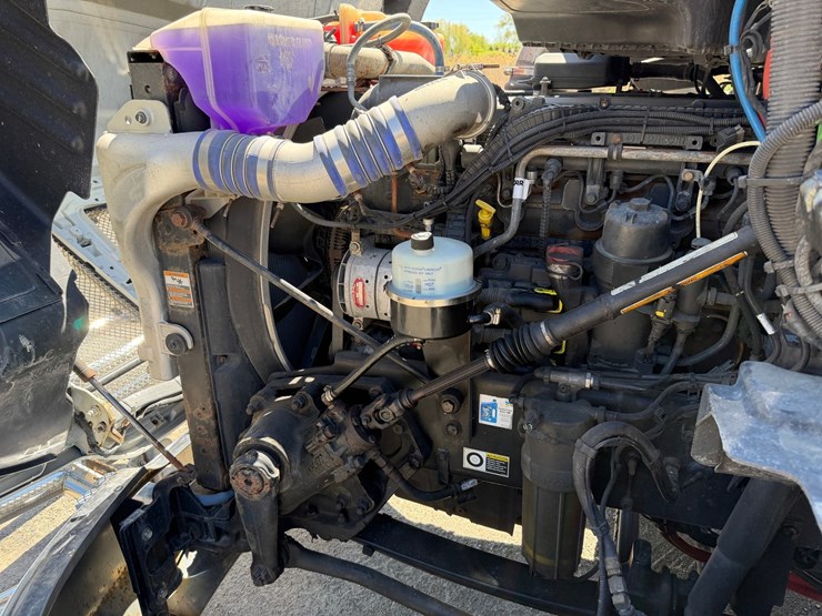 2018-kenworth-t680-image-40