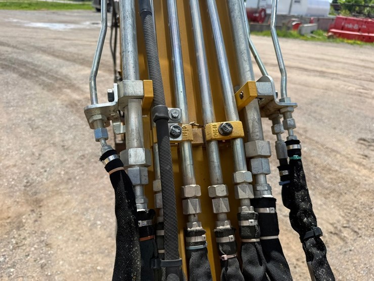 caterpillar-305.5e2-image-23