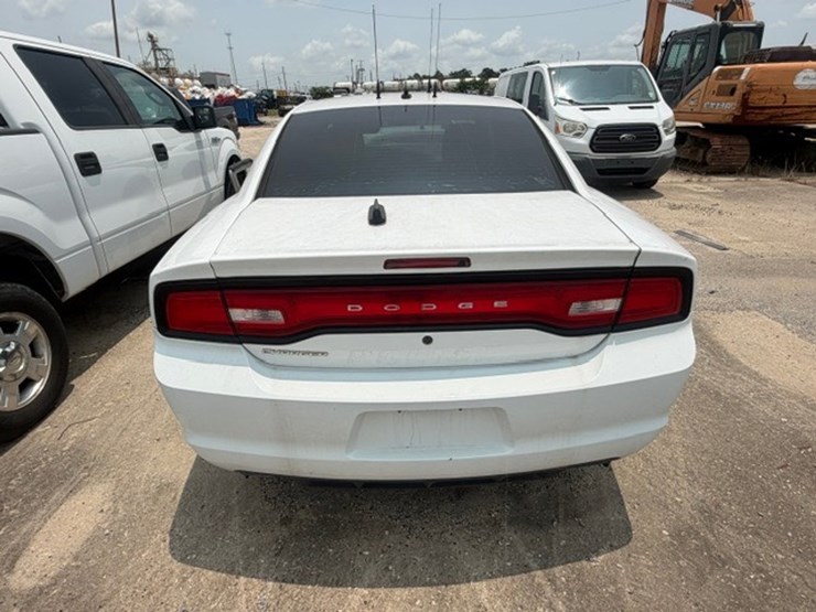 #66-•-2014-dodge-charger-image-6