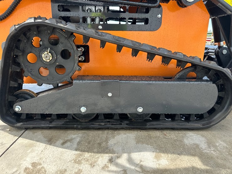 #5042-•-arteer-qb-480-mini-skid-steer-image-27
