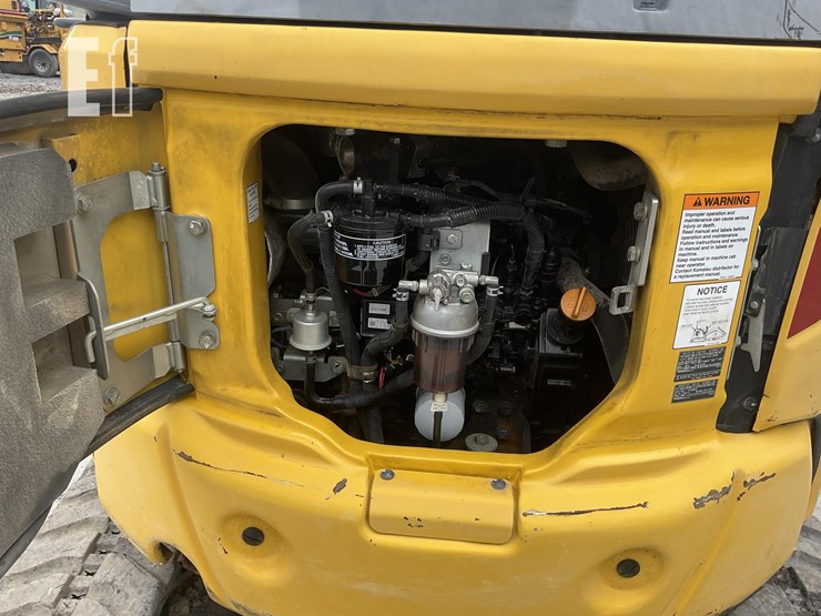 2020-komatsu-pc30mr-5-image-16
