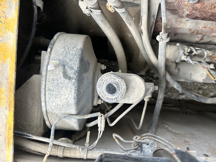 1995-caterpillar-dp70-image-44