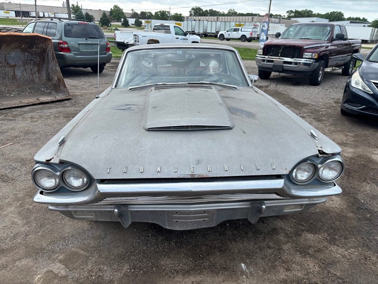 #2181-•-1964-ford-thunderbird-coupe-image-6