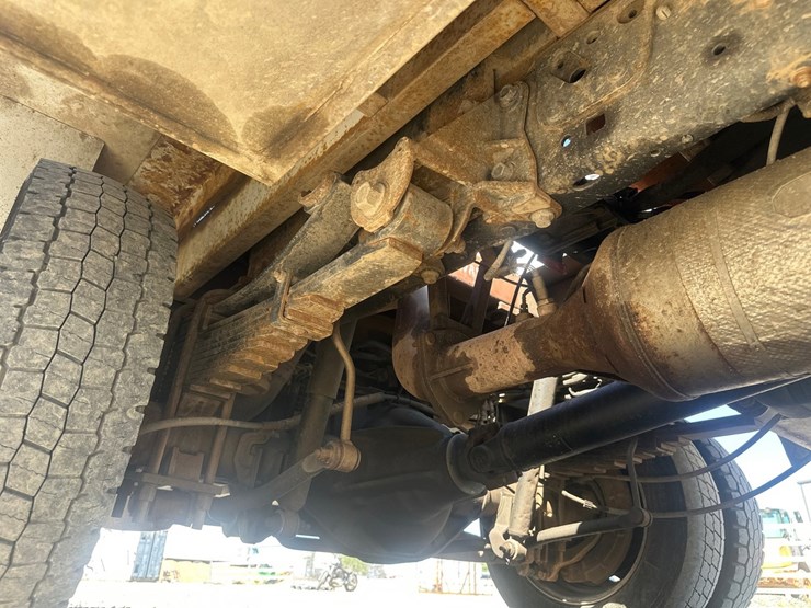 2019-ford-f550-image-46