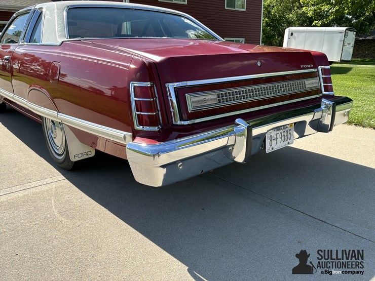 1978-ford-ltd-landau-2-door-collector-car-image-19