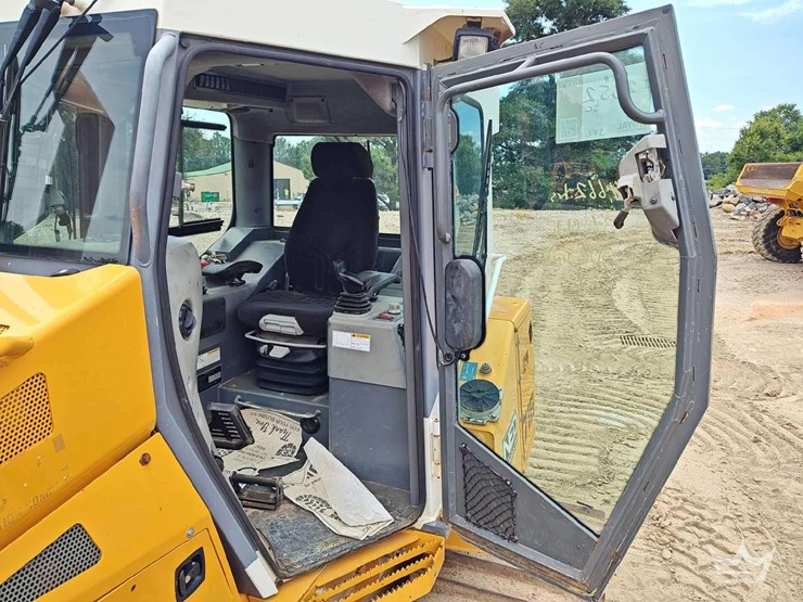 2019-liebherr-pr716-lgp-image-32