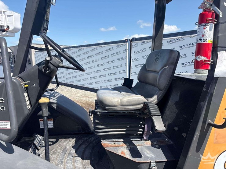 2018-case-586h-image-13