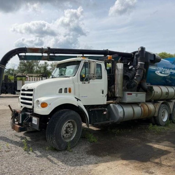 2003 STERLING LT7500