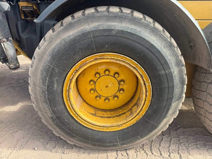 caterpillar-160m-image-183