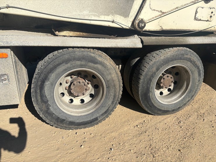 mack-rd688s-image-147