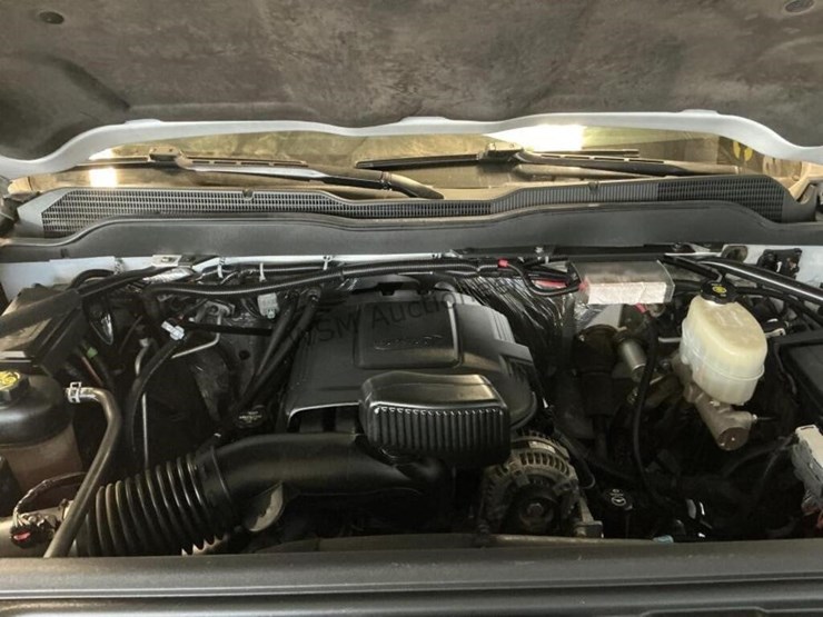 2016-chevrolet-silverado-3500hd-image-9