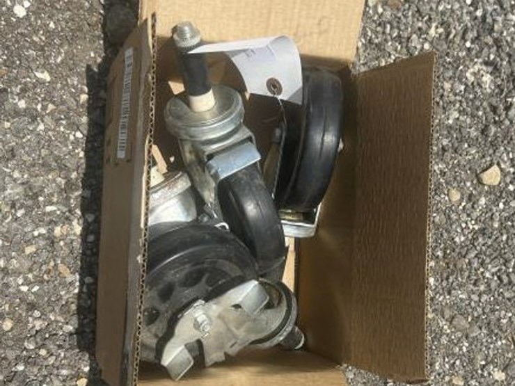 #233-•-(4)-swivel-caster-wheels-image-1