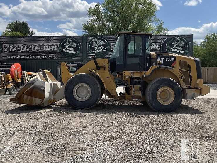 2019-caterpillar-950m-image-1