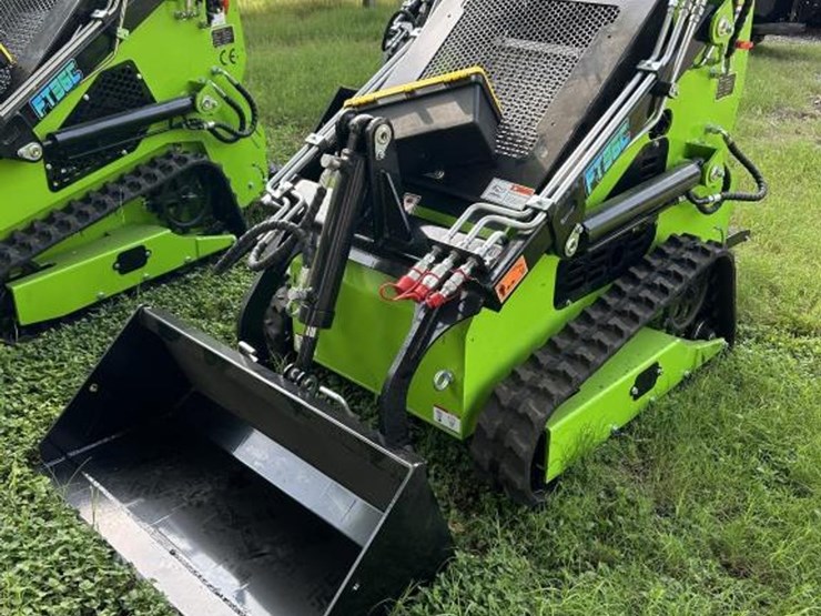 #51-•-mini-skid-steer-loader---ft36c---gas-image-1