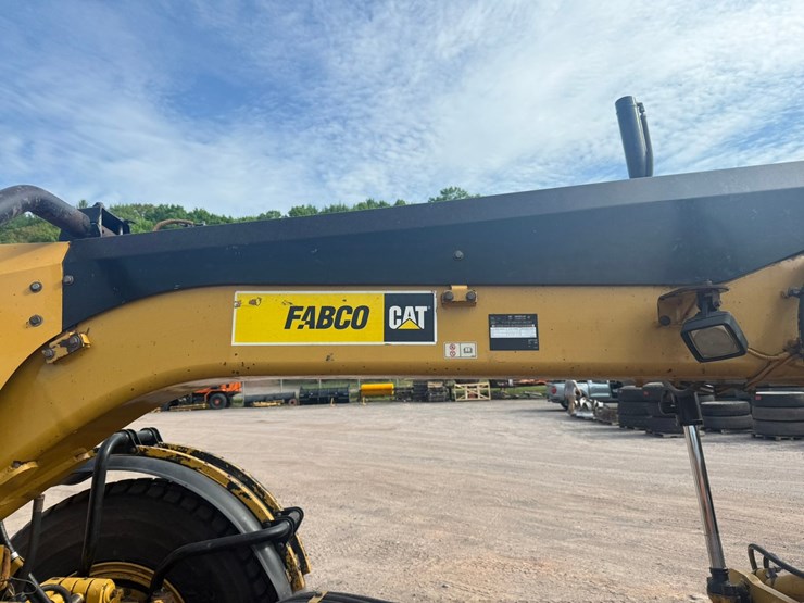caterpillar-160m-image-15