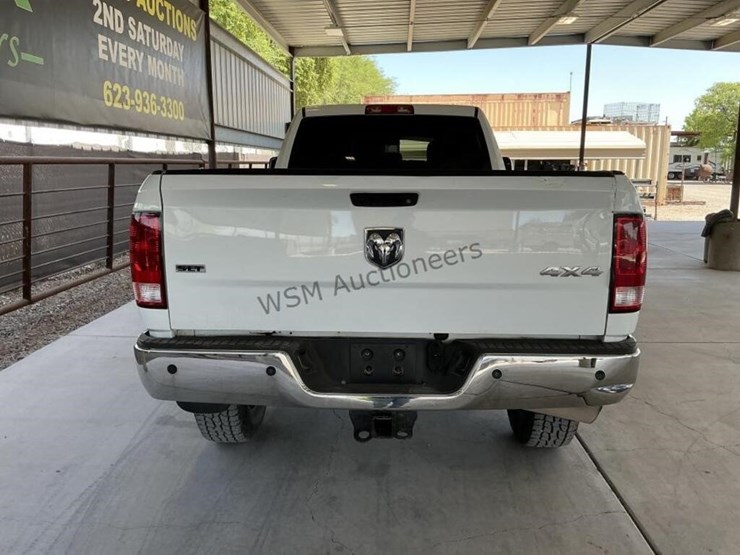 2014-dodge-2500-image-6
