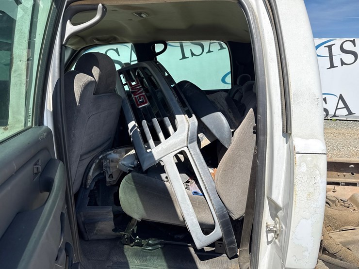 2007-chevrolet-2500-image-32