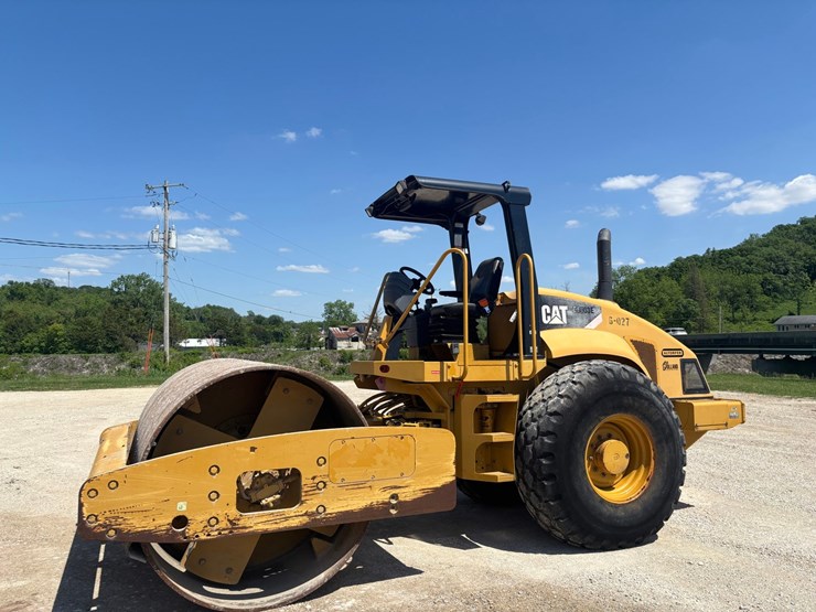 caterpillar-cs-563e-image-1