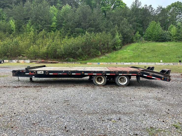 #4001-•-2008-towmaster-25'-trailer-image-2