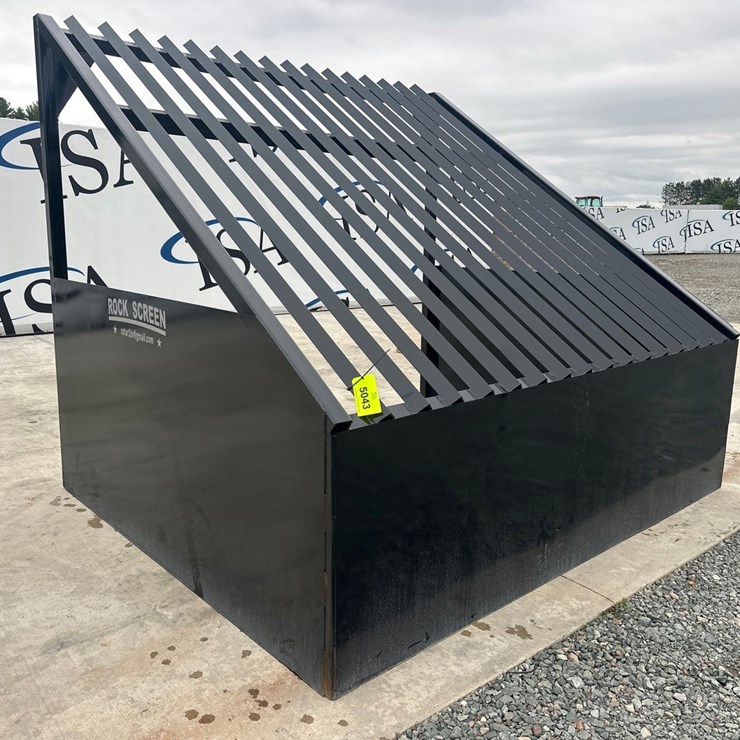 #5043 • Unused 10' Grizzly Rock Screen