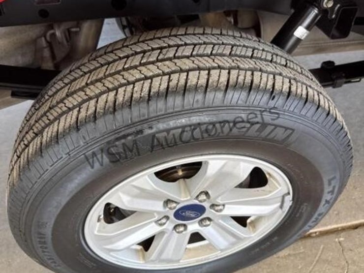 2016-ford-f150-image-9