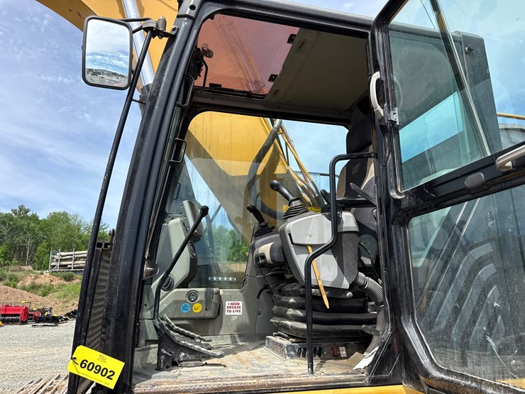 2017-caterpillar-336fl-image-64