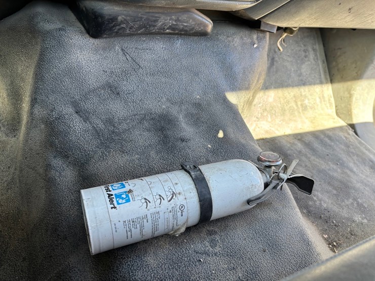 2004-ford-f450-image-47