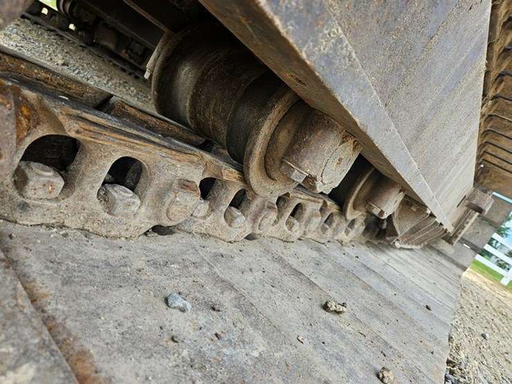 caterpillar-320c-image-25