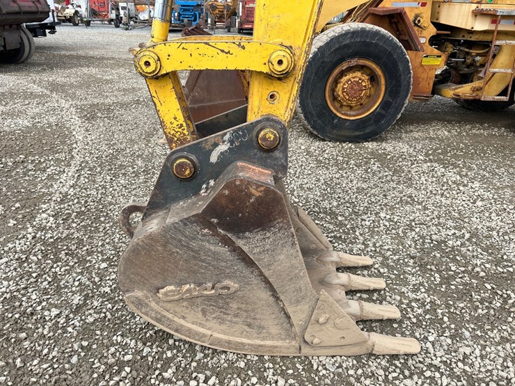 komatsu-pc130-11-image-11