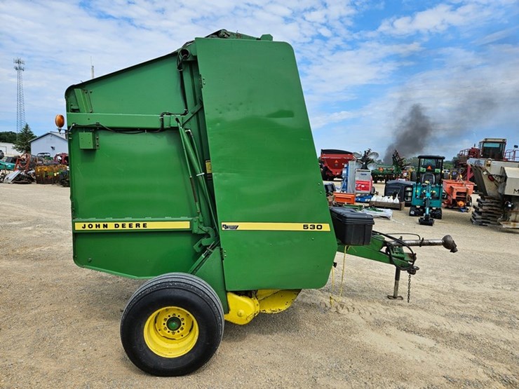 john-deere-530-image-7