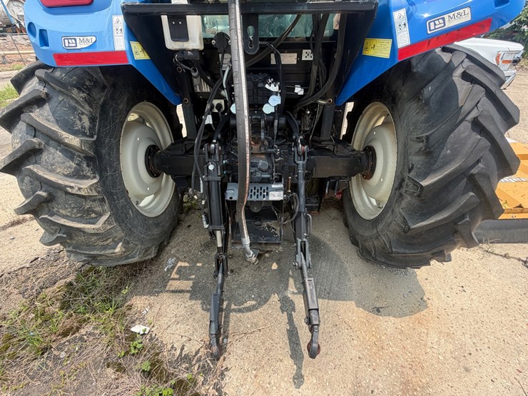 #27-•-2019-new-holland-tractor-image-11