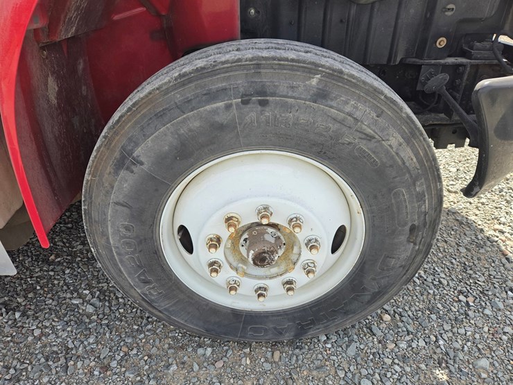 2015-international-durastar-4400-image-61