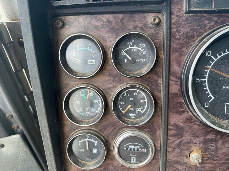 1997-kenworth-t300-image-81