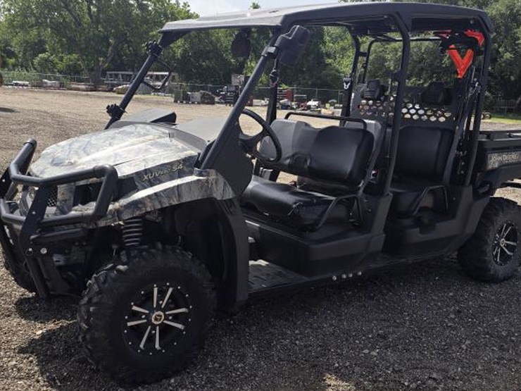 2012-john-deere-gator-image-1