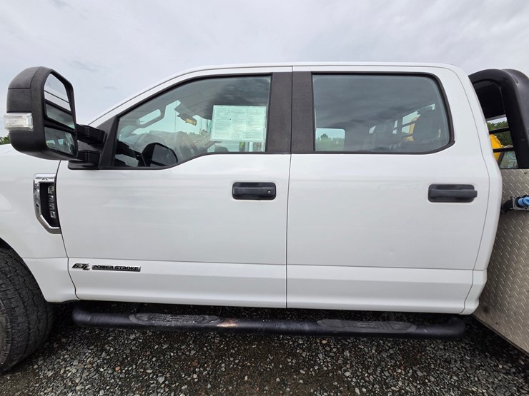 2020-ford-f350-image-19