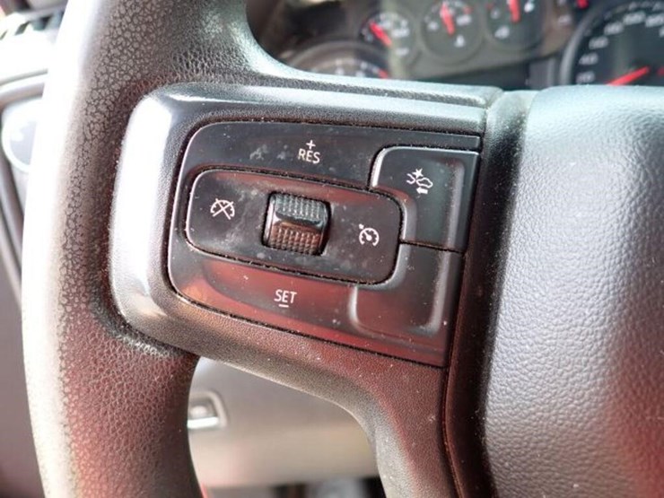 chevrolet-silverado-1500-image-20