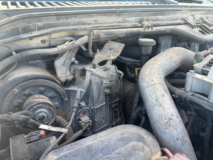 2004-ford-f450-image-32