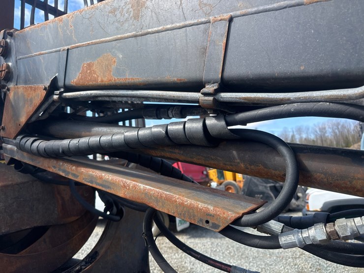 deere-1110e-image-51
