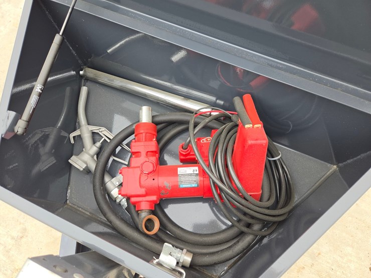 #60936-•-x-star-approx.-750-gallon-fuel-trailer-image-12